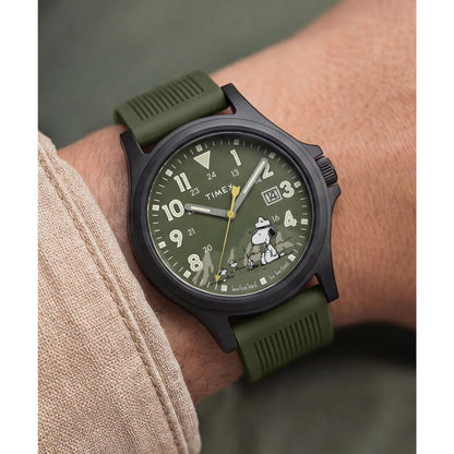 Timex Expedition x Peanuts de hombre correa de caucho Snoopy – TW2Y84600