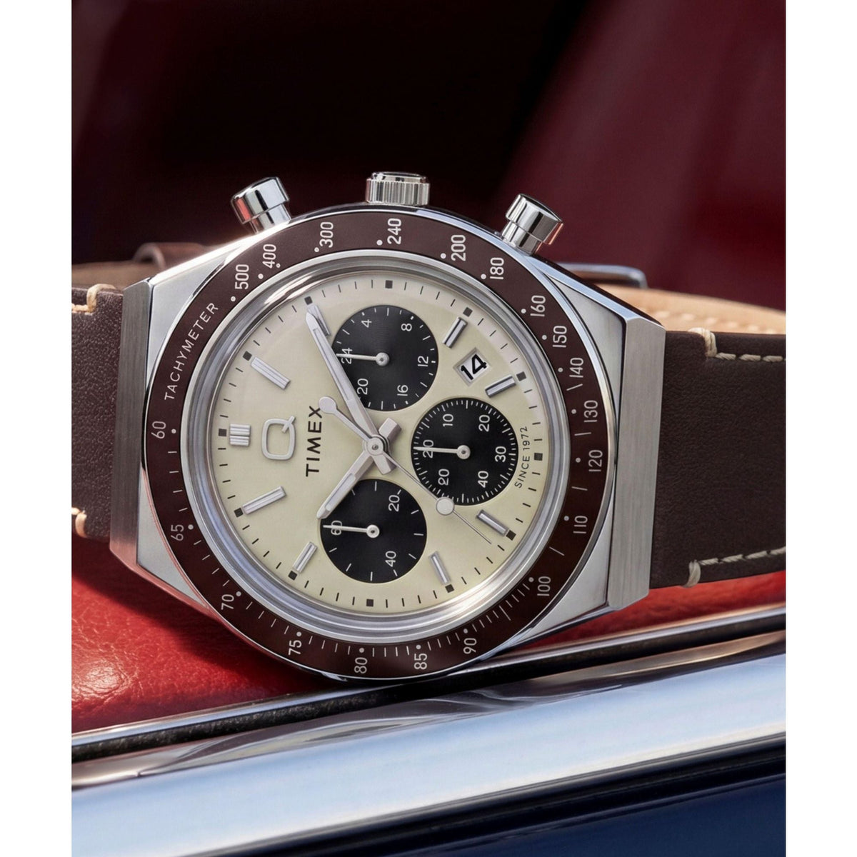 Timex Q de hombre correa de cuero – TW2Y88700