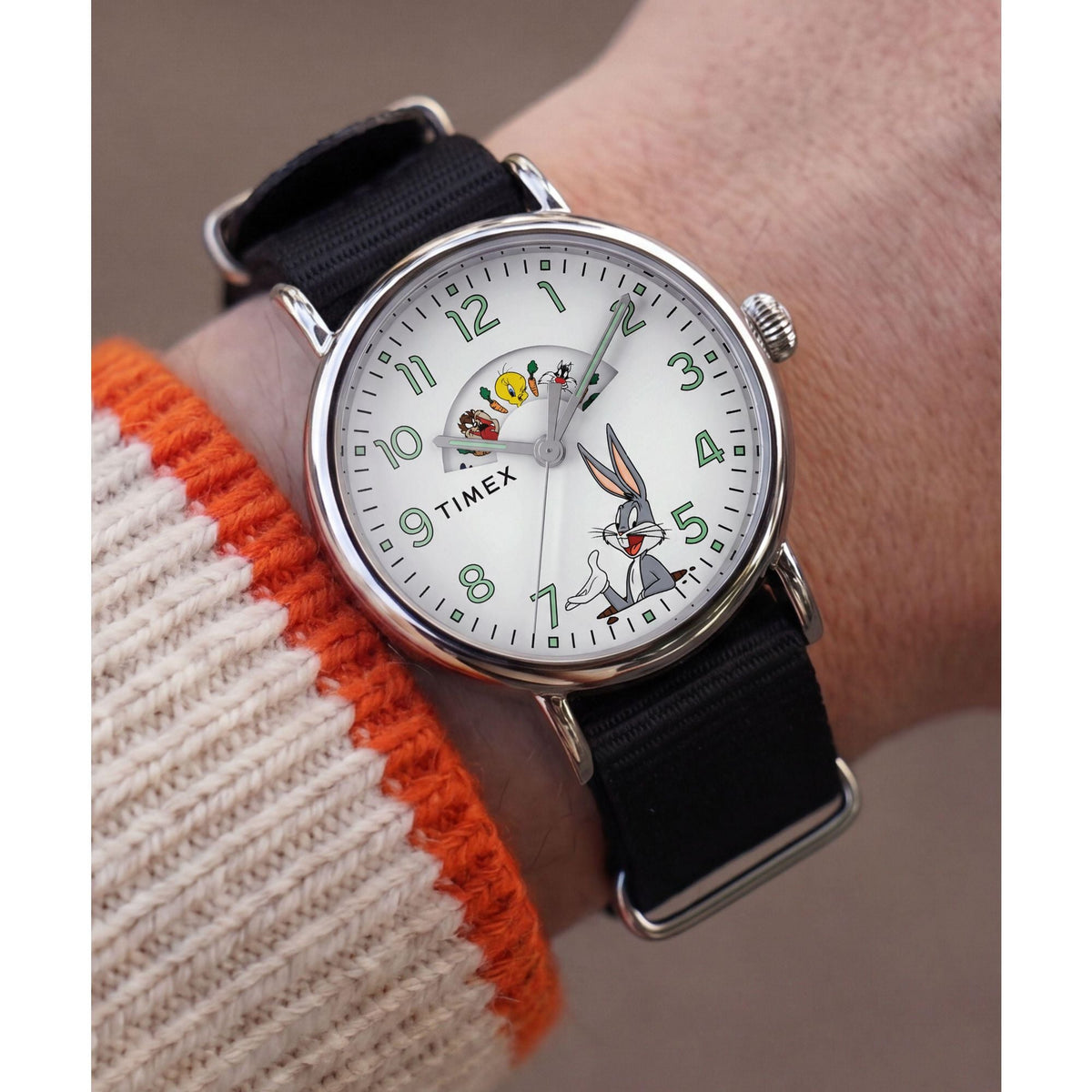 Timex Looney Tunes de hombre correa de tela – TW2Y99100