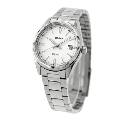 Casio de hombre correa de metal – UTP-1302PD-7AV