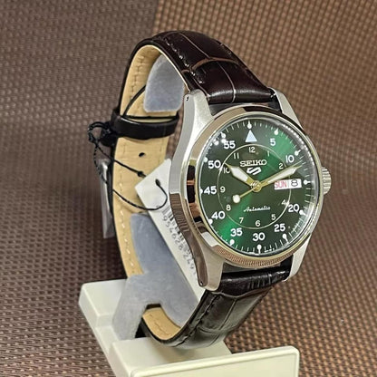 Seiko Serie 5 Análogo para Caballero con Brazalete de Metal – SRPJ89K1