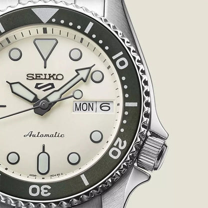 Seiko Serie 5 Análogo para Hombre con Brazalete de Metal – SRPK31K1