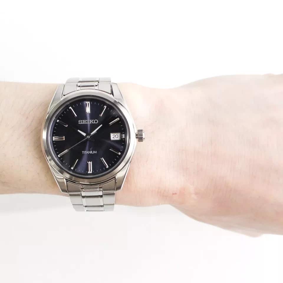 Seiko Análogo para Hombre con Brazalete de Metal – SUR373P1